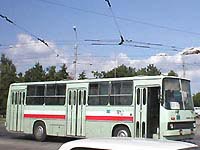 маршрут 84, ул.Копылова, 07.2002 (в цветах польского флага)