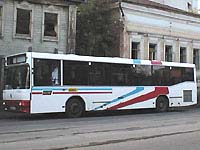 НефАЗ-5299 в цветах югославского флага
