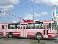 бордово-розовой окраски партии 2000 года