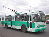зелено-белой окраски партии 2002 года