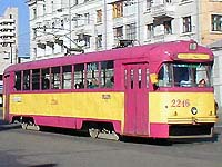 желто-бордовой окраски 2002г из депо №2