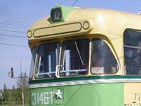 трамвай РВЗ-6М2 с некрылатой звездой